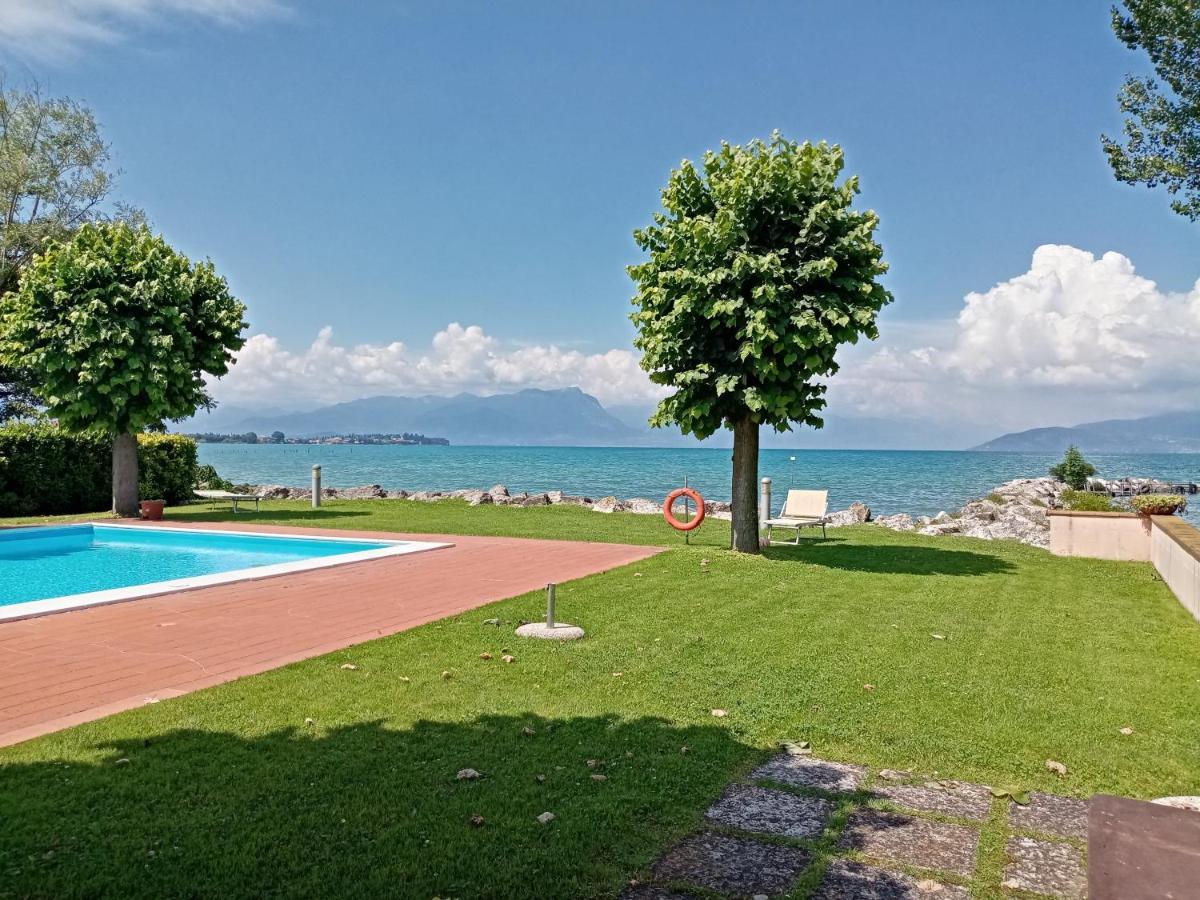 Casa Lugana 9 - Monolocale Con Piscina Fronte Lago Sirmione Zewnętrze zdjęcie