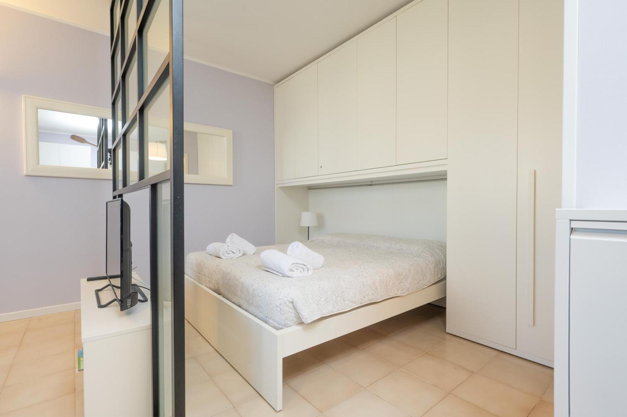 Casa Lugana 9 - Monolocale Con Piscina Fronte Lago Sirmione Zewnętrze zdjęcie